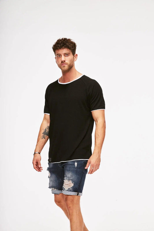 Men's Slim-Fit T-Shirt in Black