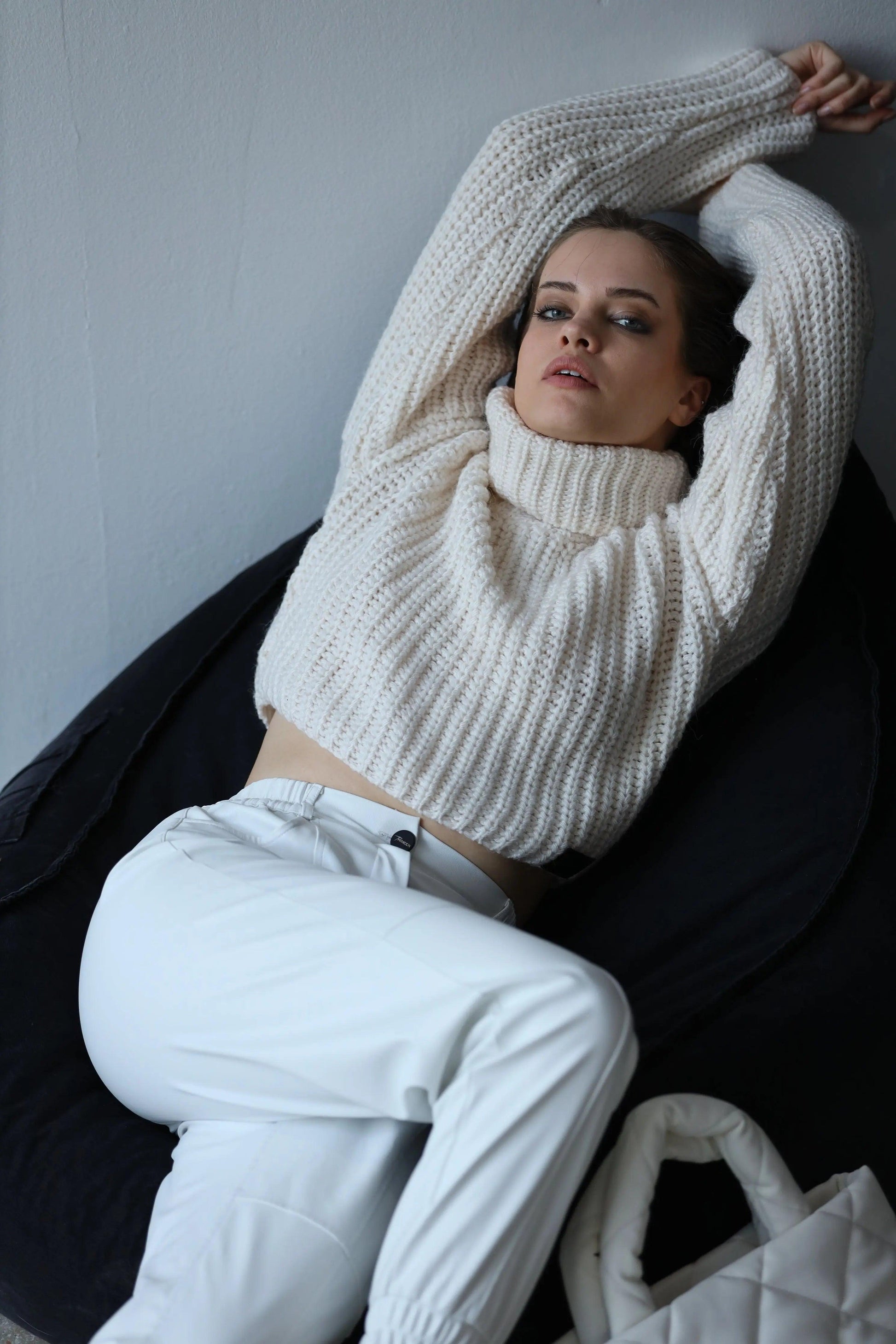 Women's Cream Knitted Crop Turtleneck Sweater THIMOON®